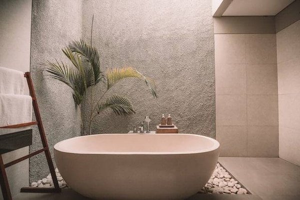 Les 10 Éléments Clés Pour Une Salle de Bain Zen